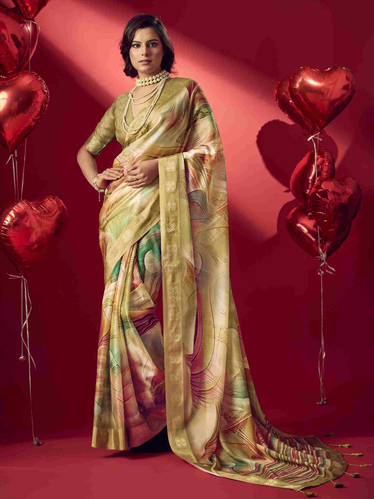 Green Jacquard Printed Saree with Unstitched Blouse
