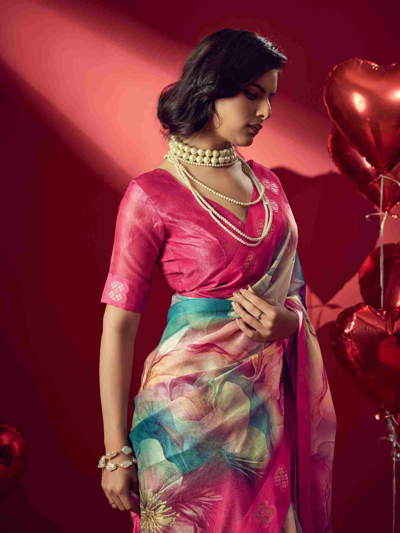 Pink Jacquard Printed Saree with Unstitched Blouse
