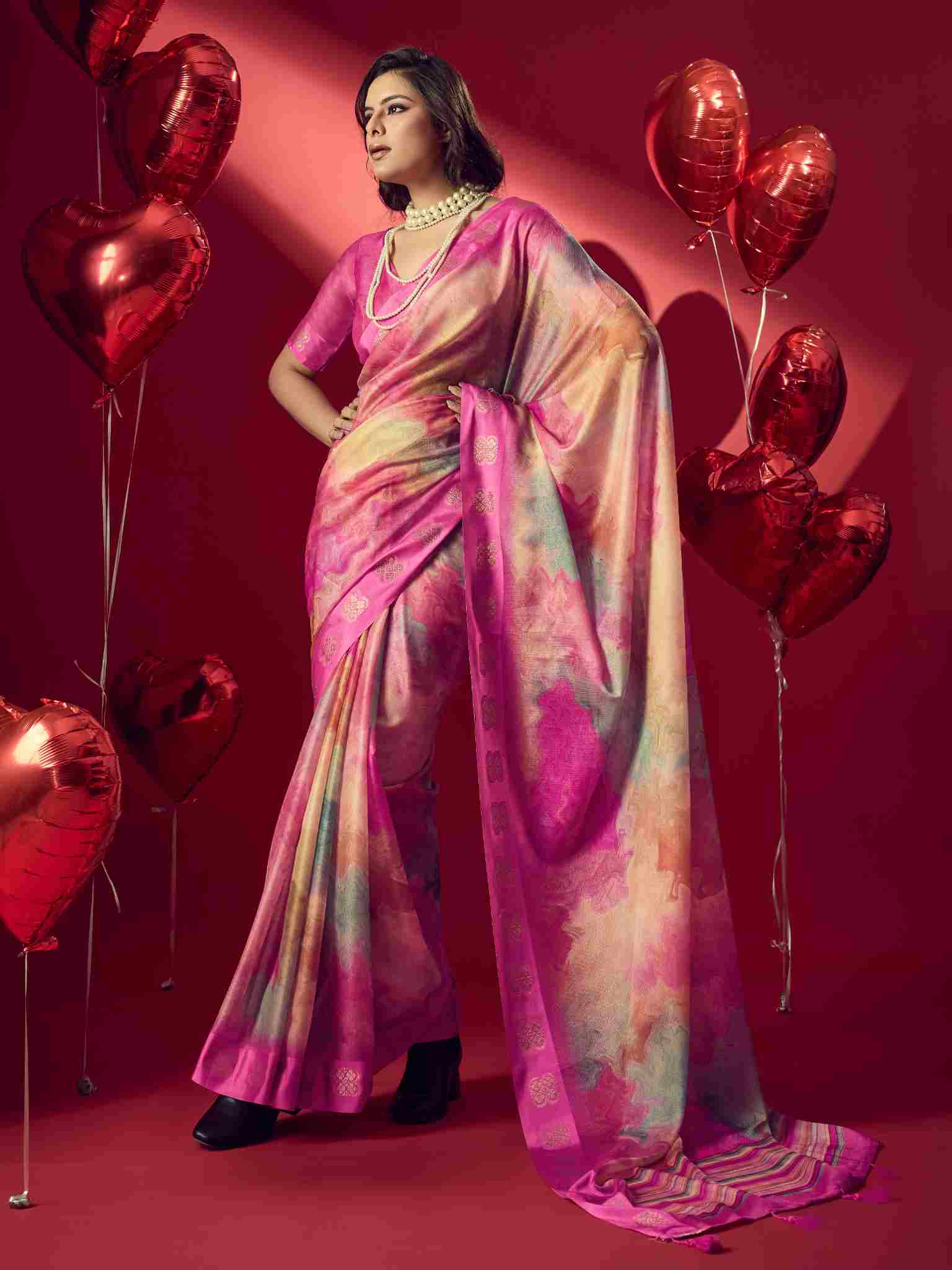 Pink Jacquard Printed Saree with Unstitched Blouse