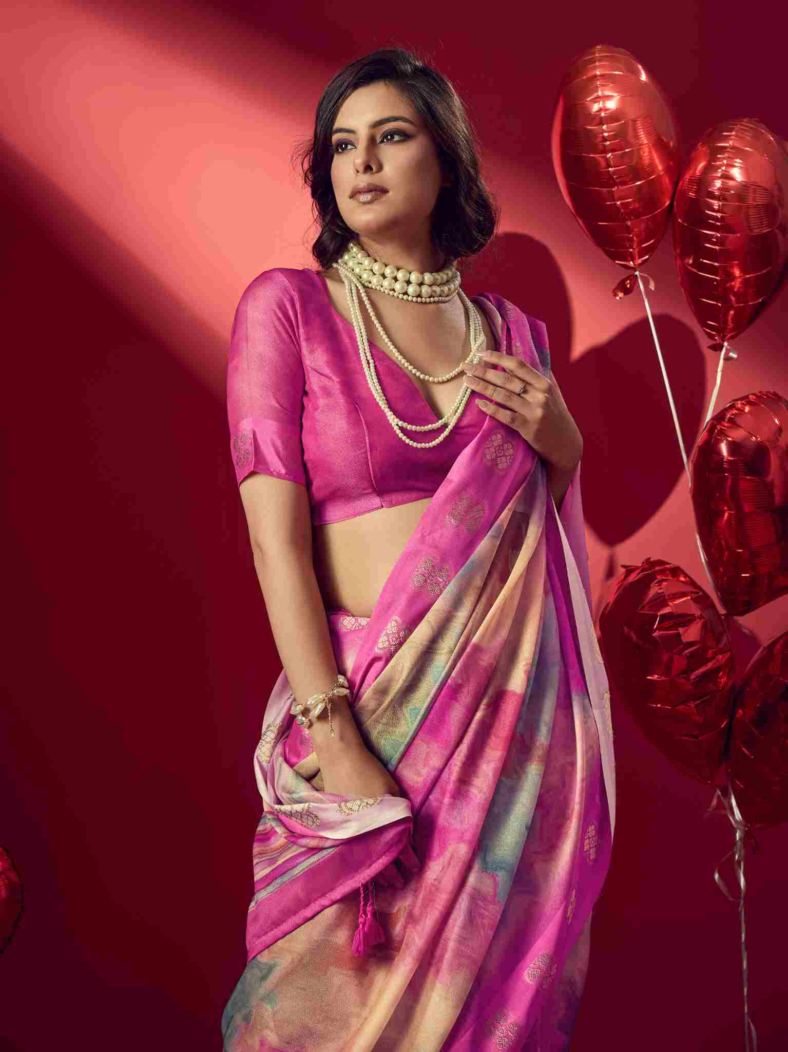 Pink Jacquard Printed Saree with Unstitched Blouse