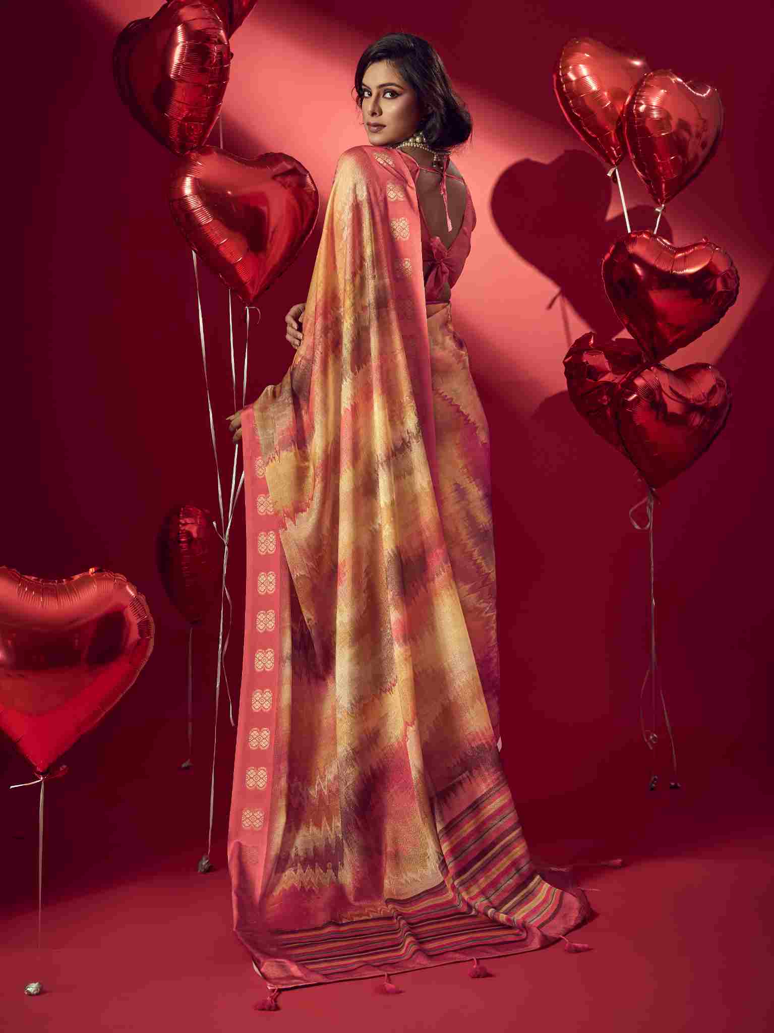 Yellow Jacquard Printed Saree with Unstitched Blouse