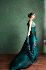 Graceful Mehndi Saree with Embroidered Border