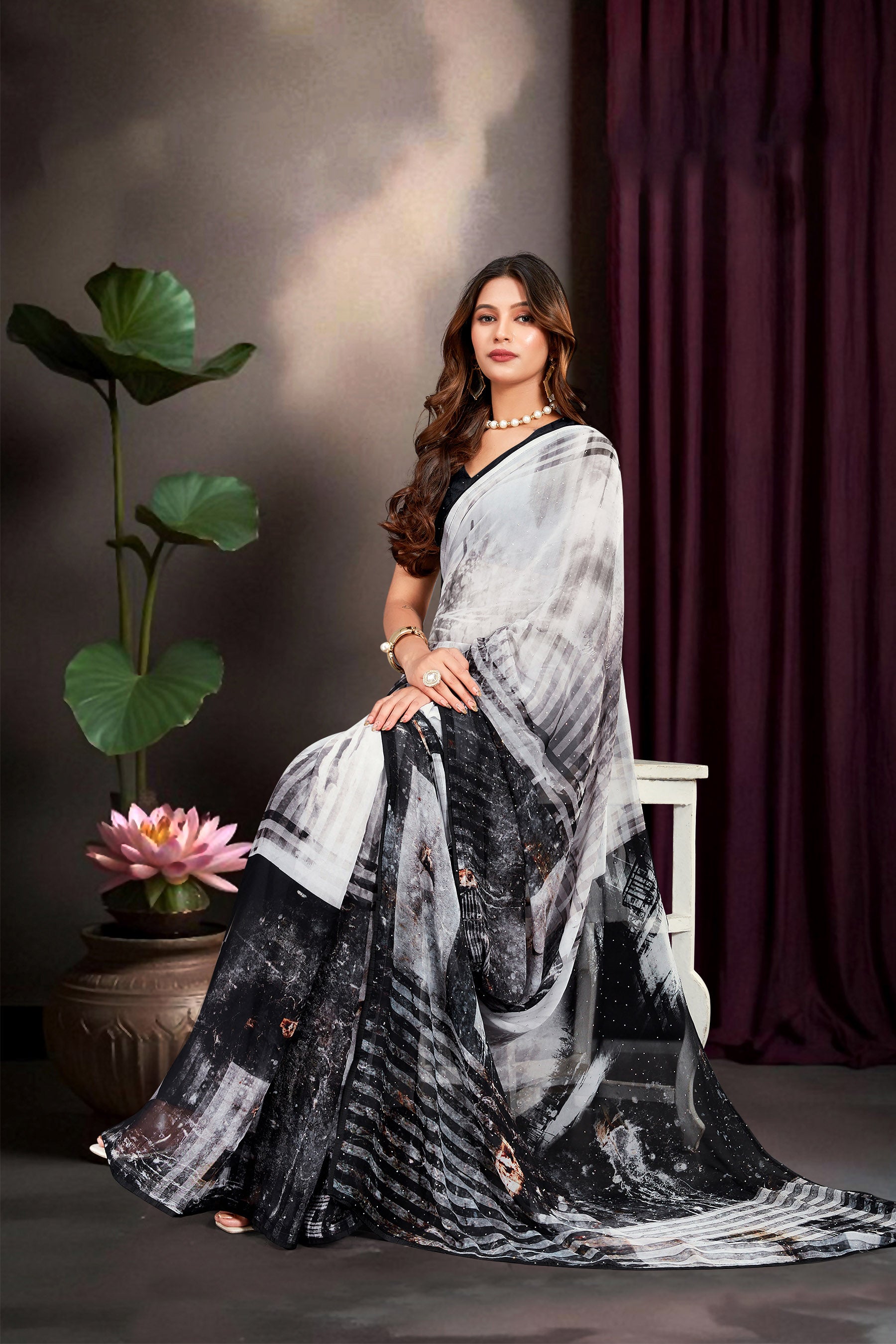 Grey Georgette Abstract Printed Saree