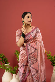 Graceful Peach Saree with Printed Gala