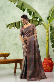 Elegant Grey Jacquard Saree with Rich Pallu