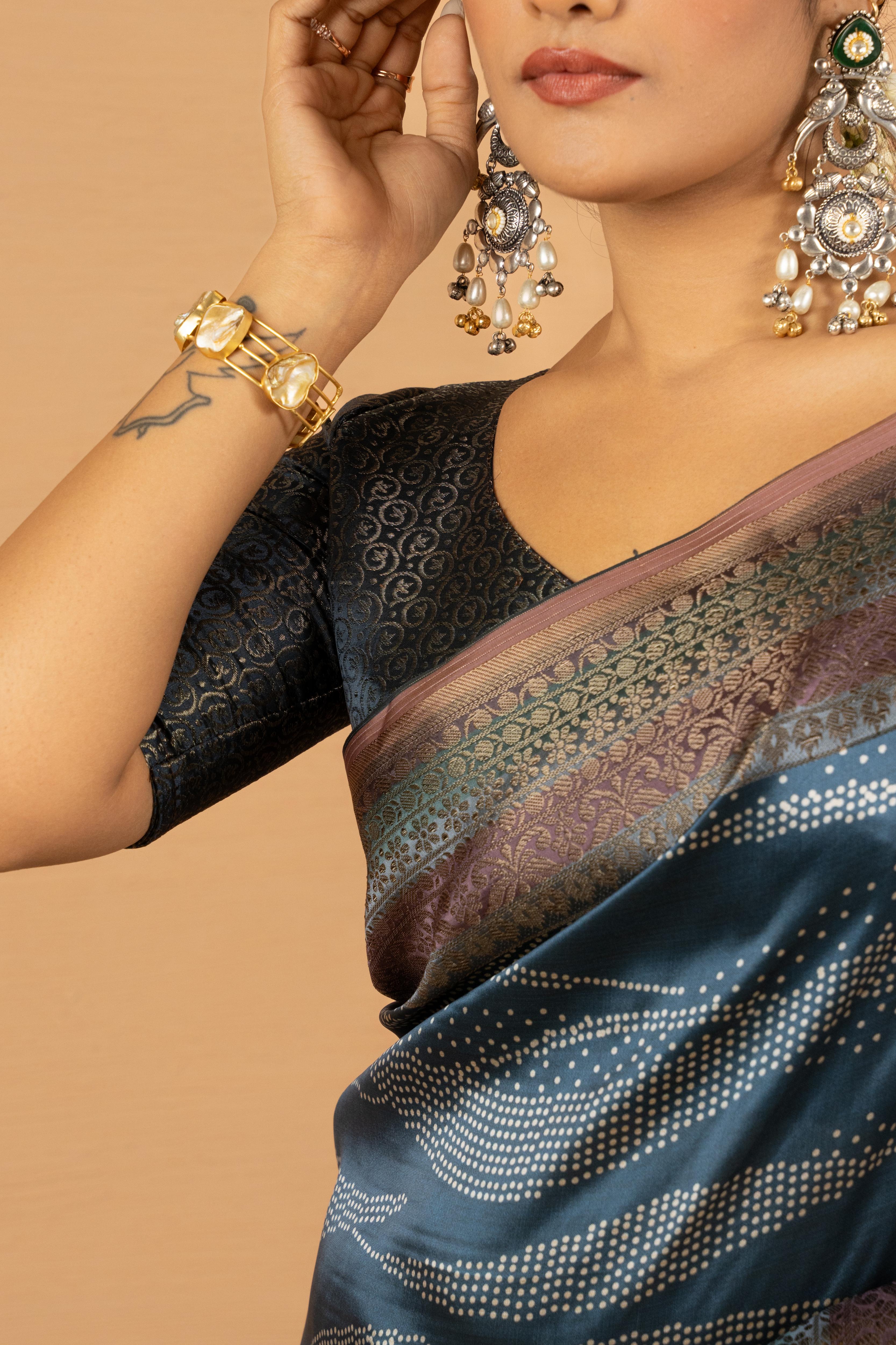 Regal Navy Blue Diya Silk with Jacquard Border sedoracouture