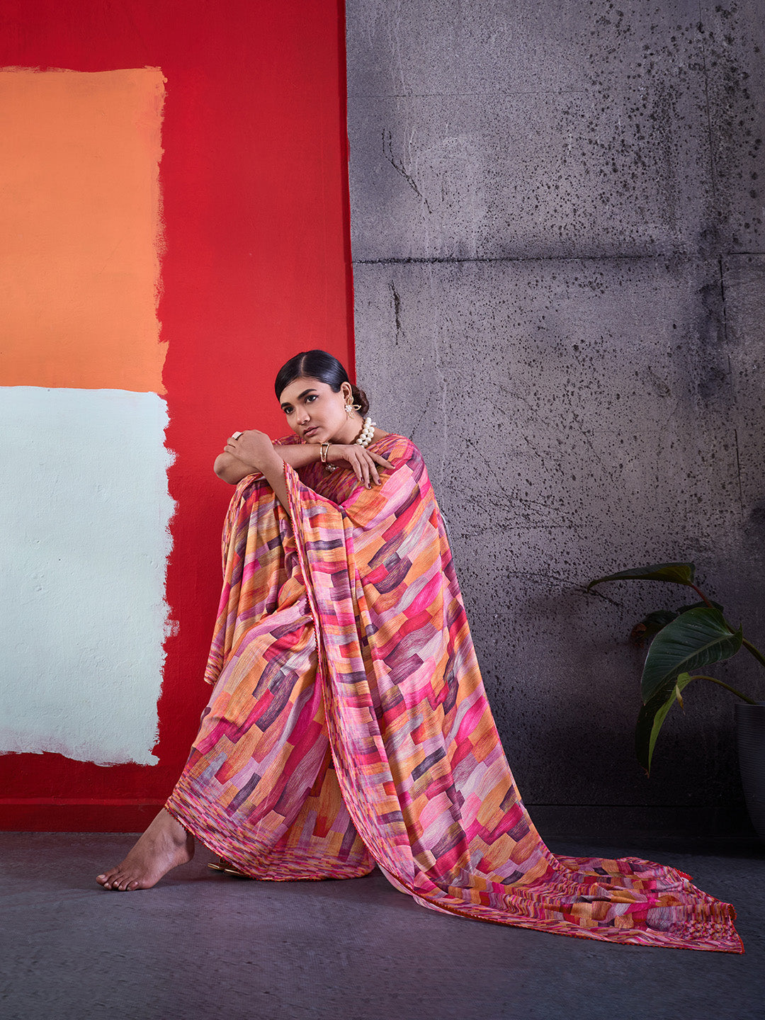 Pink Cotton Crepe Geometrical Printed Saree