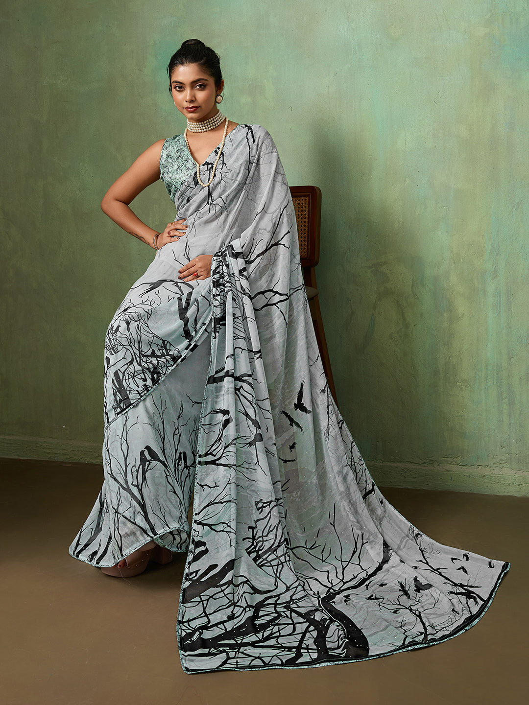 Grey Georgette Abstract Printed Saree