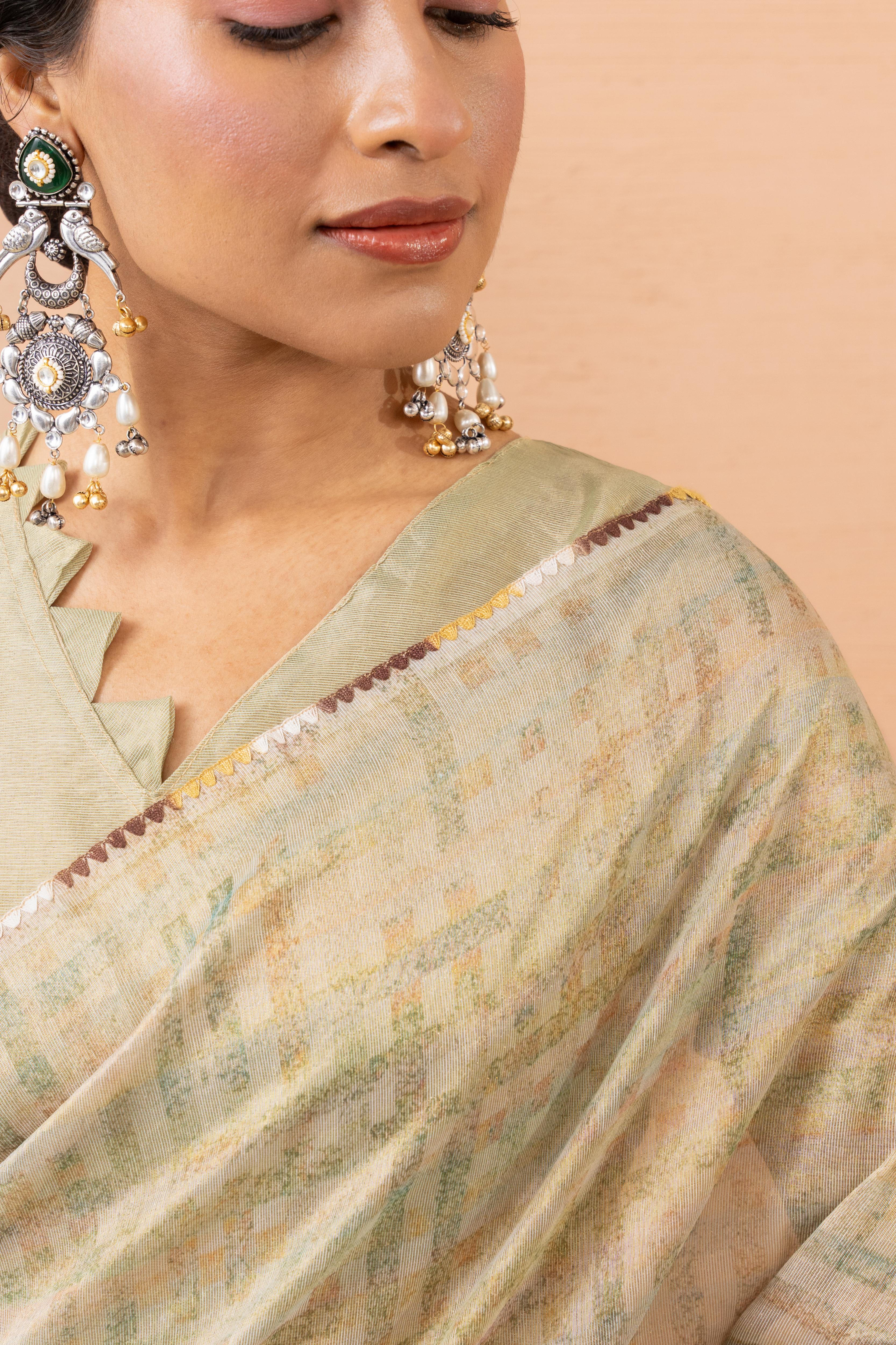 Pista Tissue Saree With Embroidery Boota